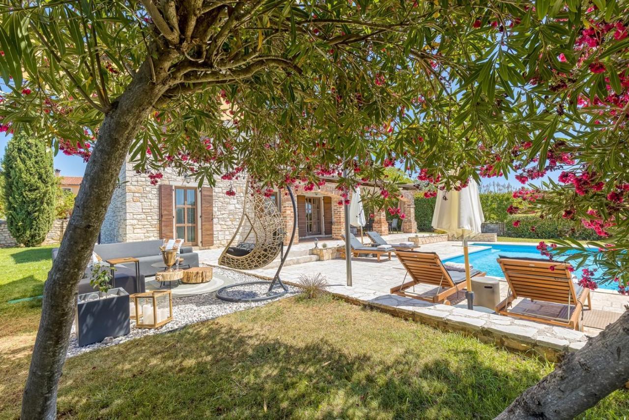 Villa Santolina Baderna Exterior photo